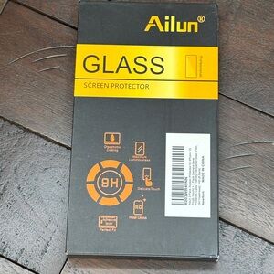 Ailun Glass Screen Protectors 3 pack for iPhone 15 Pro New in package